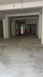 North Canal Road (D1), Retail #602504941